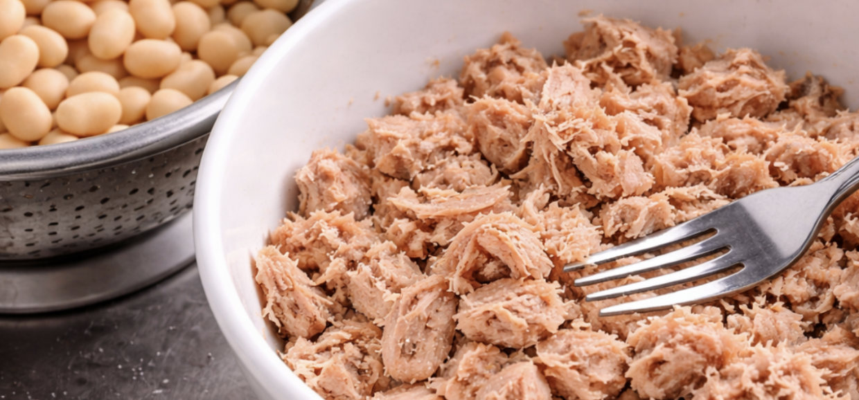 Thunfisch-Bohnen-Salat mit roten Zwiebeln & Kapern_1