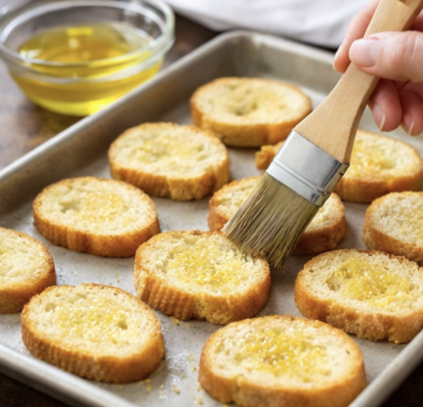 Geräucherte Lachs-Crostini mit Dill-Crème-fraîche_1