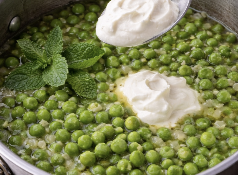 Seared Scallops with Pea Purée_1