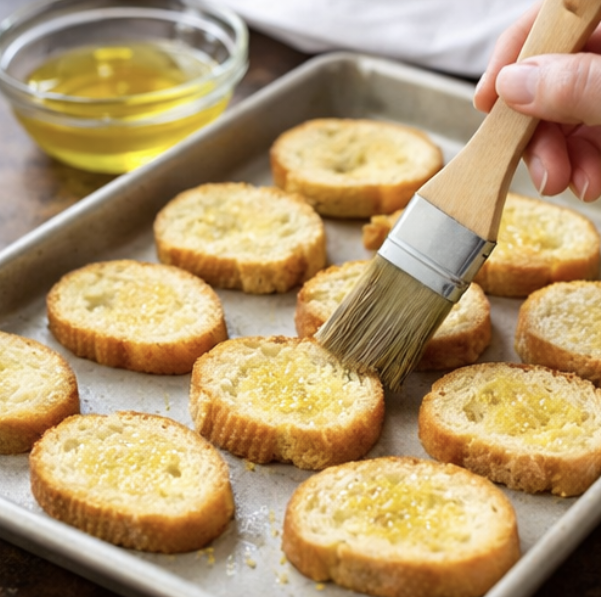 Geräucherte Lachs-Crostini mit Dill-Crème-fraîche_1