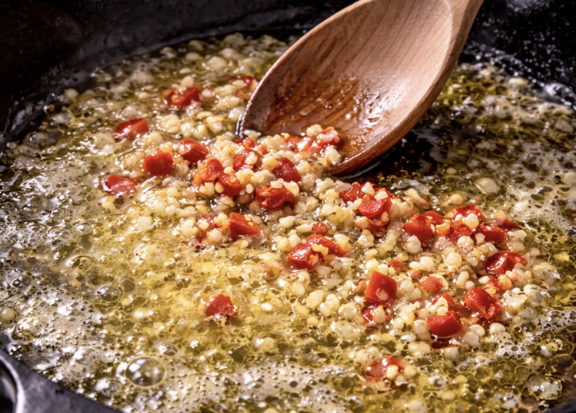 Garnelen in Knoblauch-Chili-Butter mit Baguette_2
