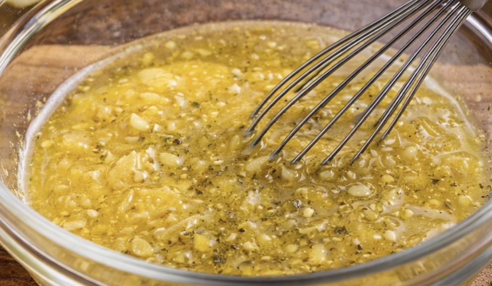Thunfisch-Bohnen-Salat mit roten Zwiebeln & Kapern_3