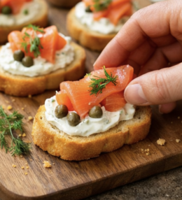 Geräucherte Lachs-Crostini mit Dill-Crème-fraîche