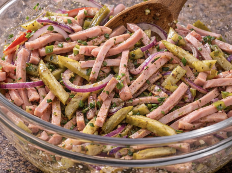 Bayerischer Wurstsalat mit Essiggurken_4
