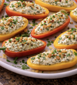 Gefüllte Mini-Paprika mit Kräuterkäse