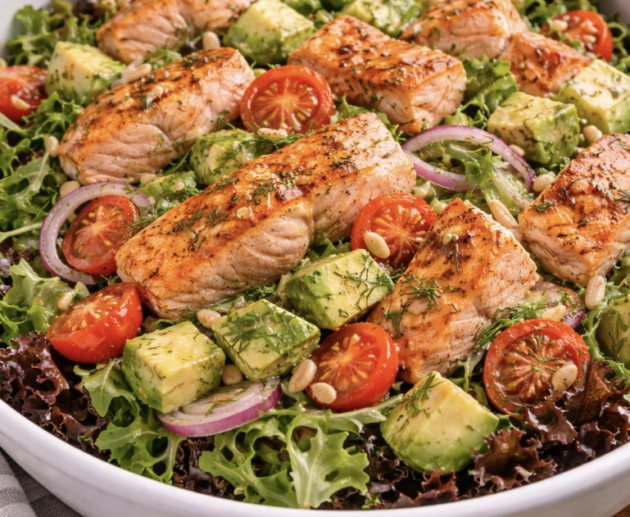 Lachs-Avocado-Salat mit Zitronen-Dill-Dressing_5