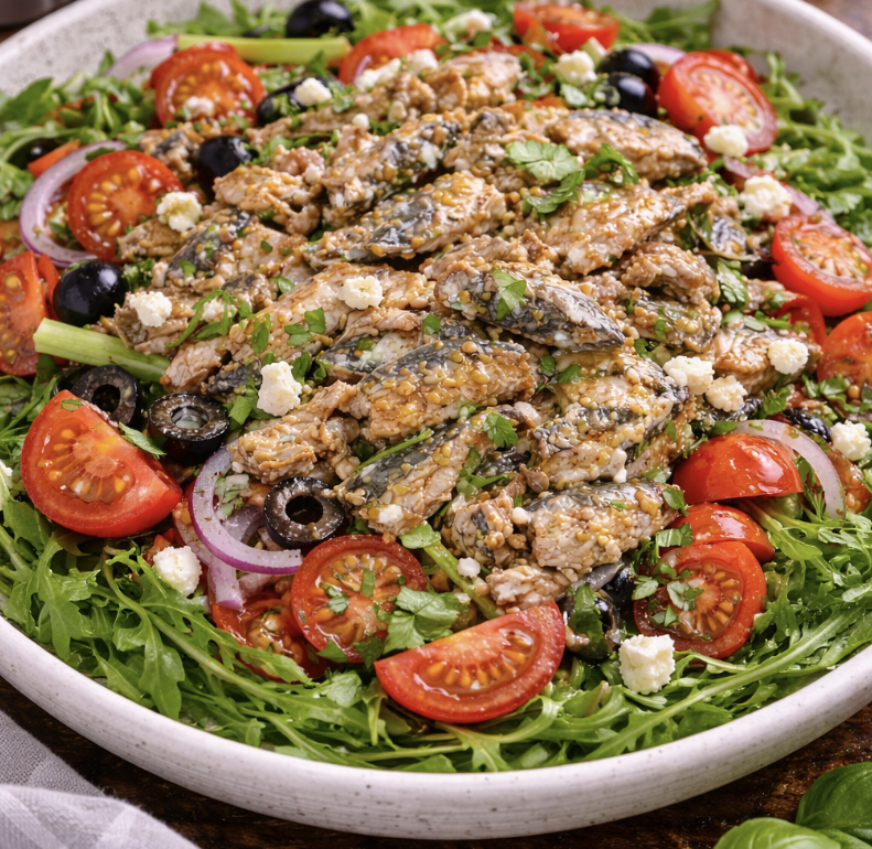 Mediterraner Sardinen-Salat mit Tomaten & Oliven_4