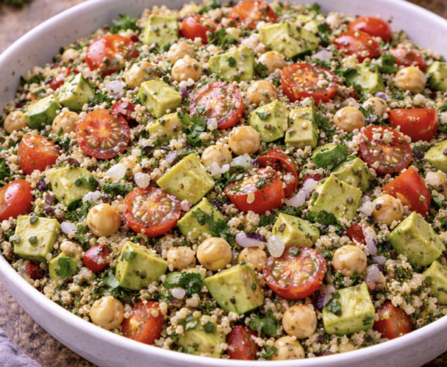 Quinoa-Salat mit Avocado & Kichererbsen_5