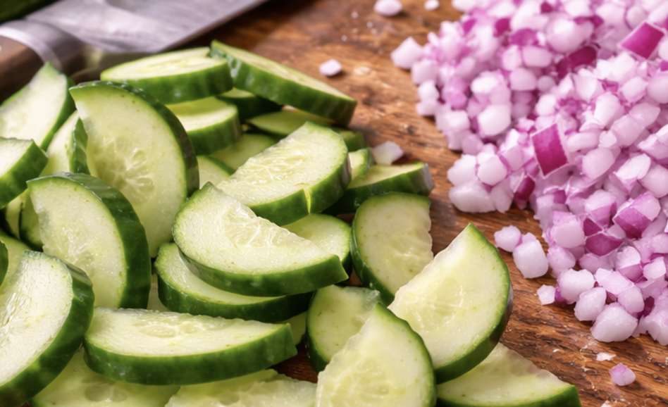 Avocado-Gurken-Salat mit Zitronendressing_1