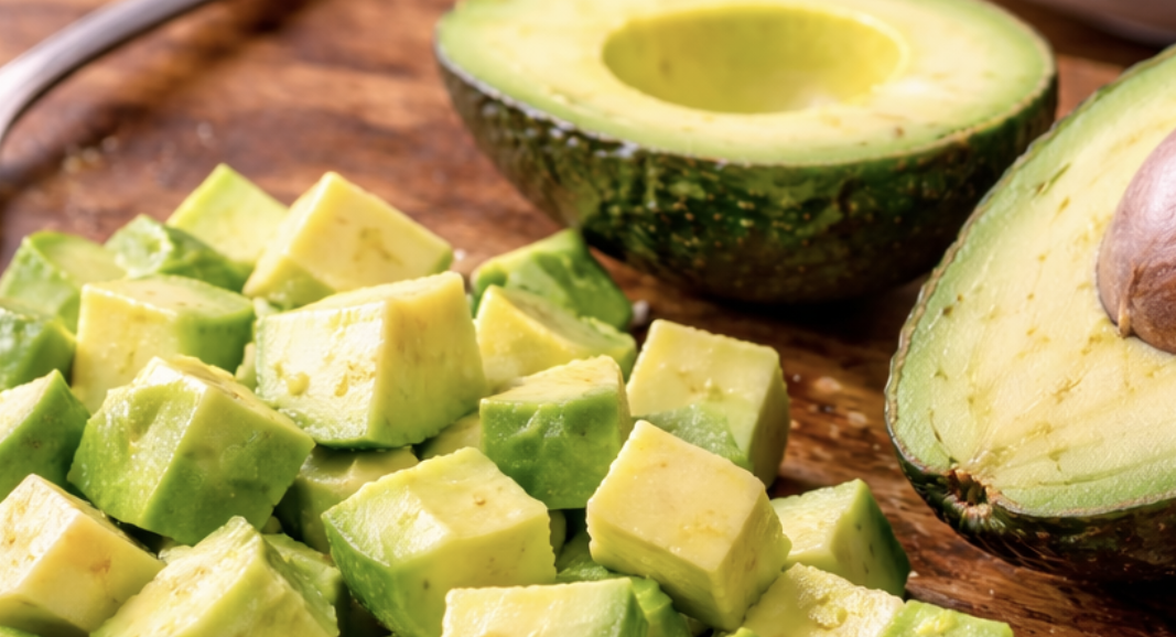 Avocado-Gurken-Salat mit Zitronendressing_2