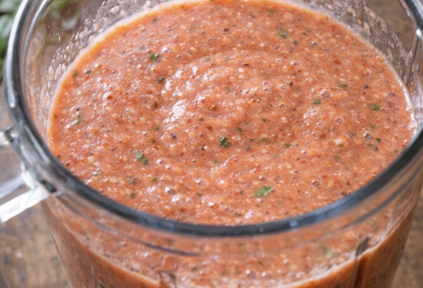 Kalte Tomaten-Erdbeer-Suppe_3