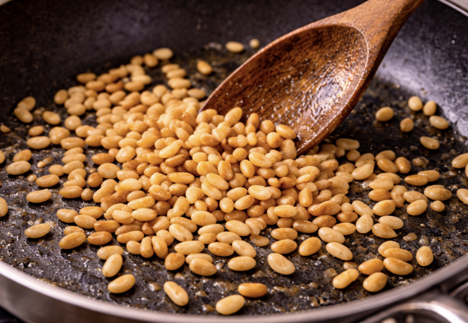 Pesto-Gnocchi mit Parmesan und Pinienkernen_3