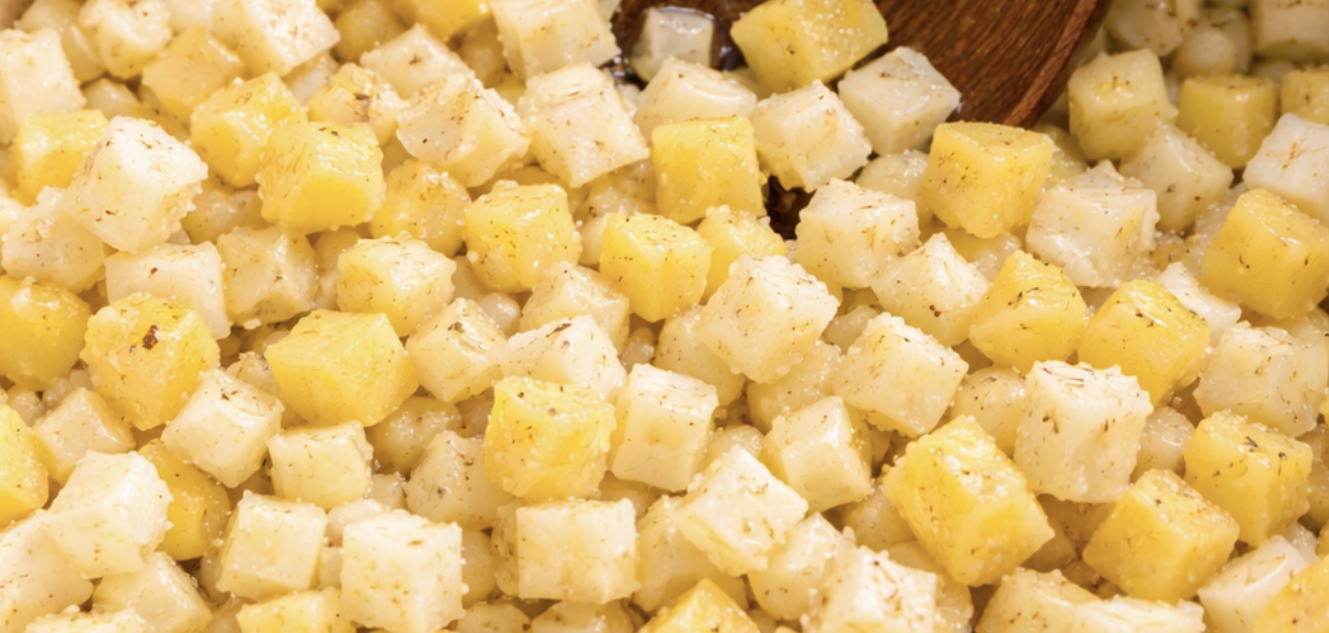 Selleriesuppe mit frischen Kräutern_3