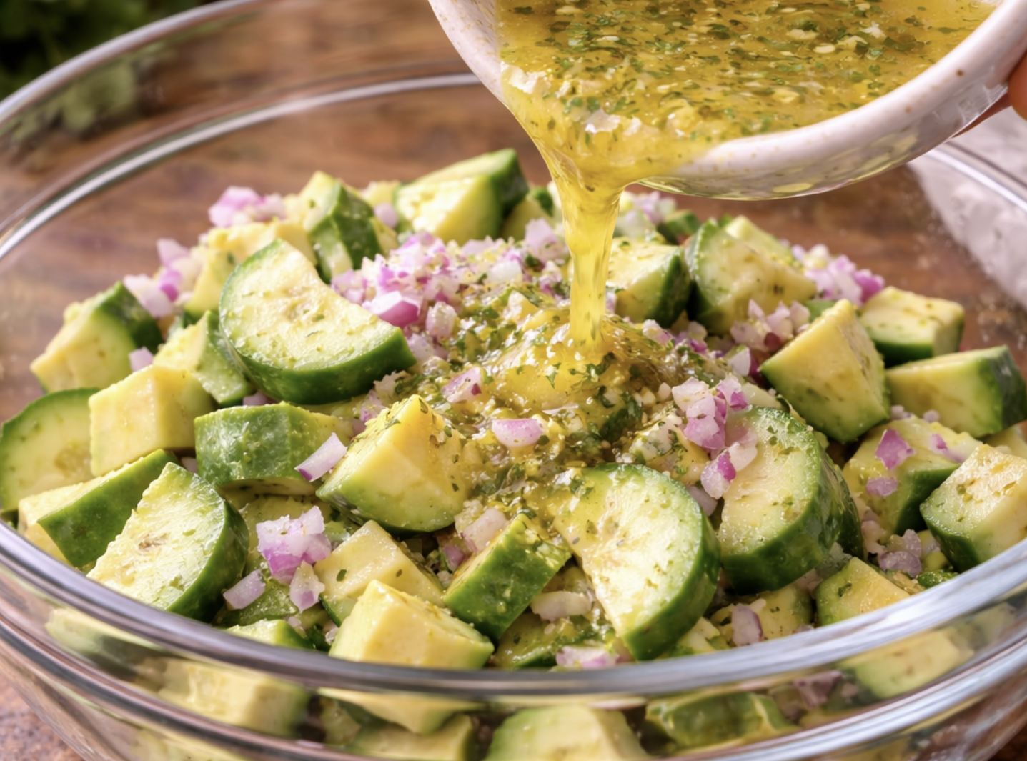 Avocado-Gurken-Salat mit Zitronendressing_4