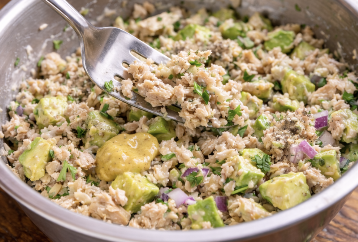 Gefüllte Avocado mit Thunfischsalat_4