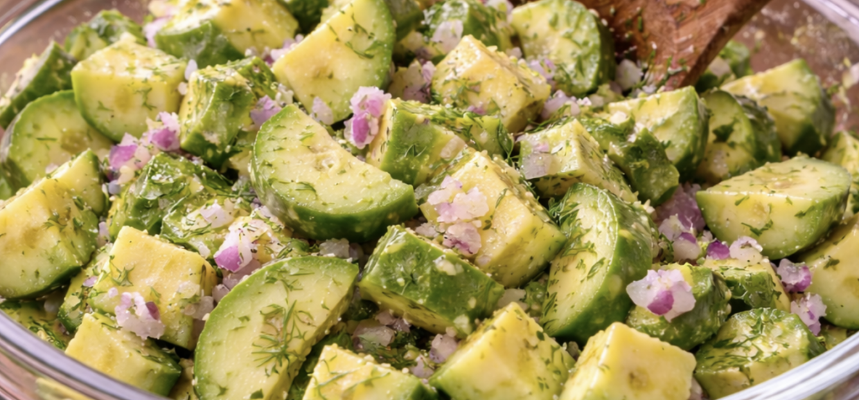 Avocado-Gurken-Salat mit Zitronendressing_5