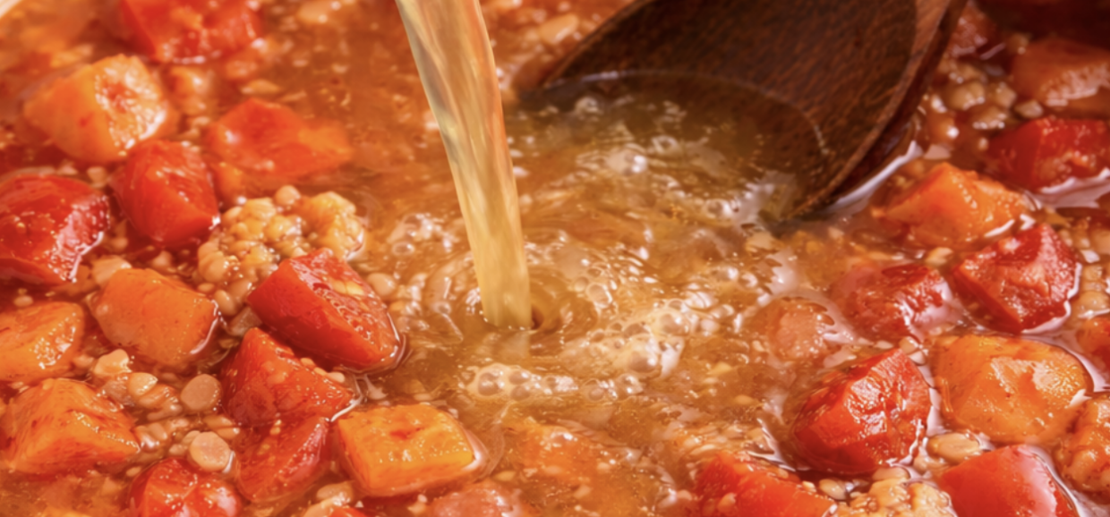 Paprika-Tomaten-Suppe mit Basilikum_5