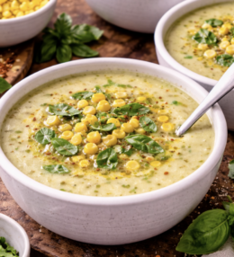 Süßmais-Basilikum-Suppe