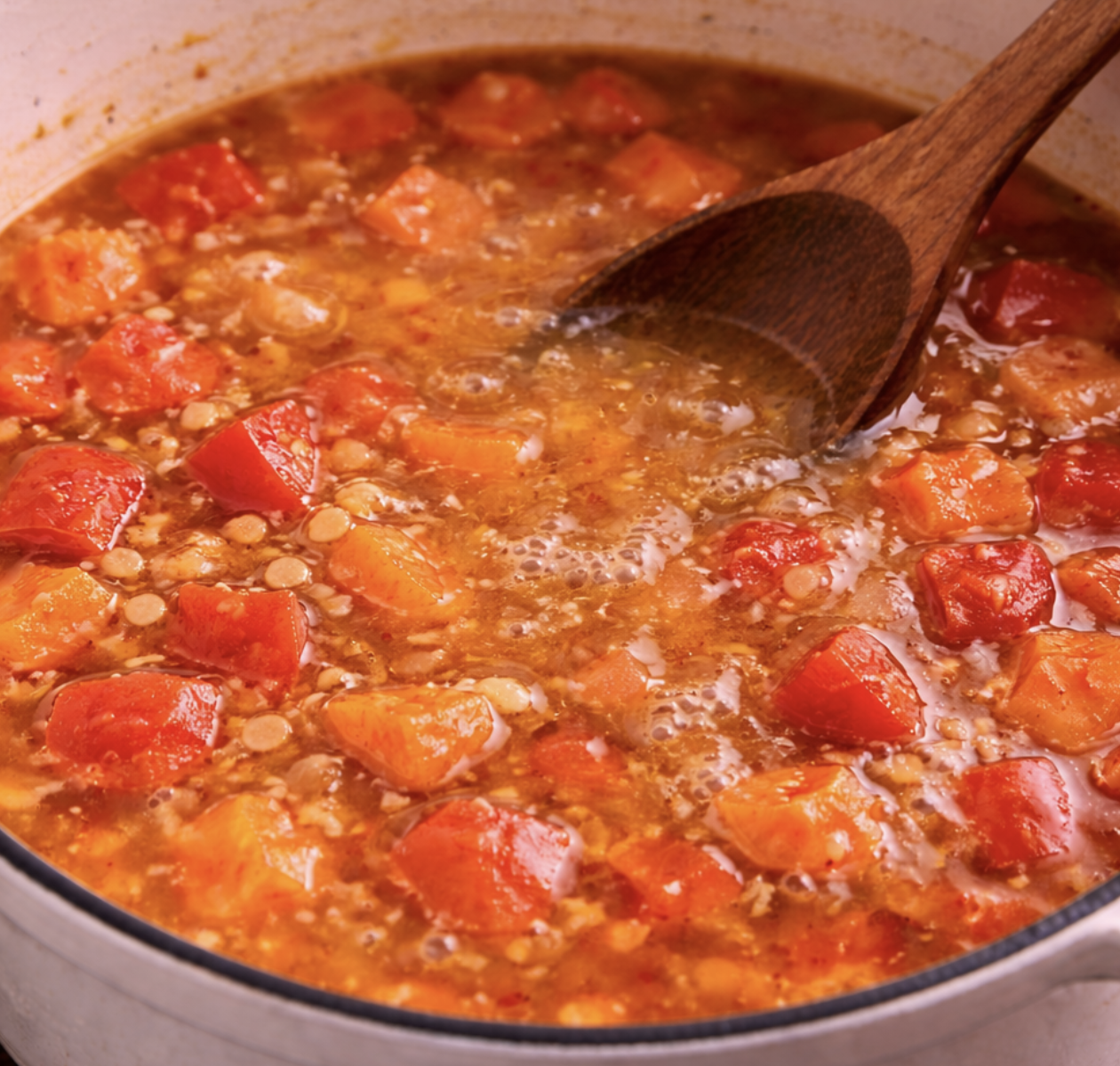 Paprika-Tomaten-Suppe mit Basilikum_6