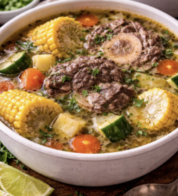 Caldo de Res – Mexikanische Rindfleischsuppe