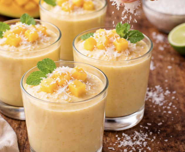 Mango-Mousse mit Kokosflocken_7