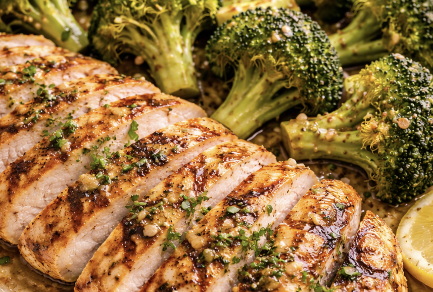 Gegrillte Hähnchenbrust mit Brokkoli und Zitronensauce_8