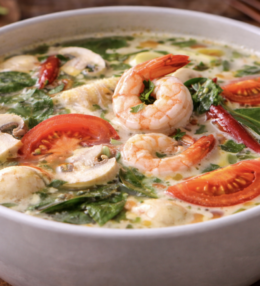 Tom Yum mit Garnelen