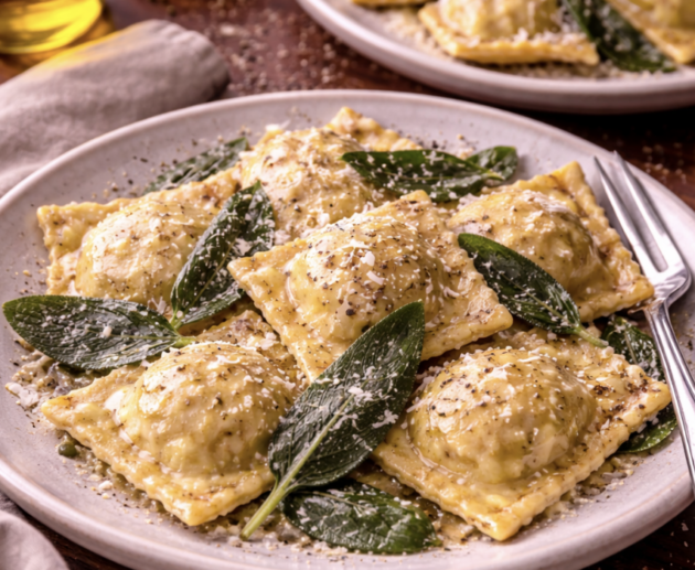 Spinat-Ricotta-Ravioli mit Salbei-Butter_9