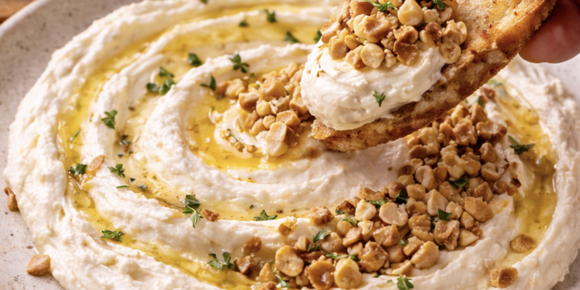 Whipped Ricotta mit Trüffelhonig & gerösteten Haselnüssen_3