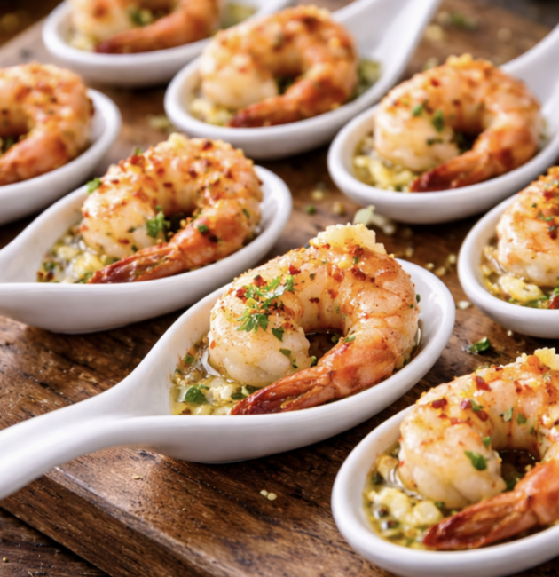 Knoblauchbuttergarnelen mit Chiliflocken in Minilöffeln_6