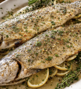 Gebackene Forelle mit Kräutern